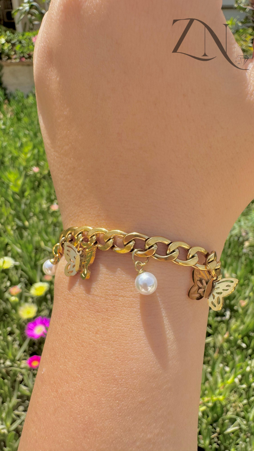 Golden Flutter Charm Bracelet