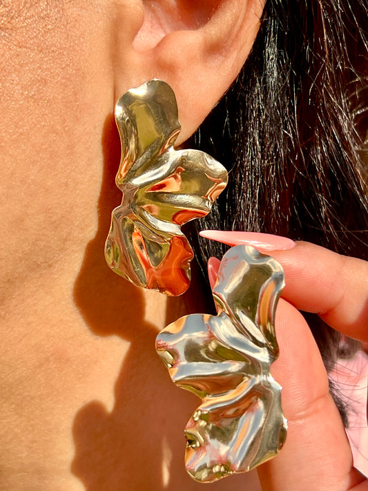 ✨ Liquid Gold Statement Earrings ✨