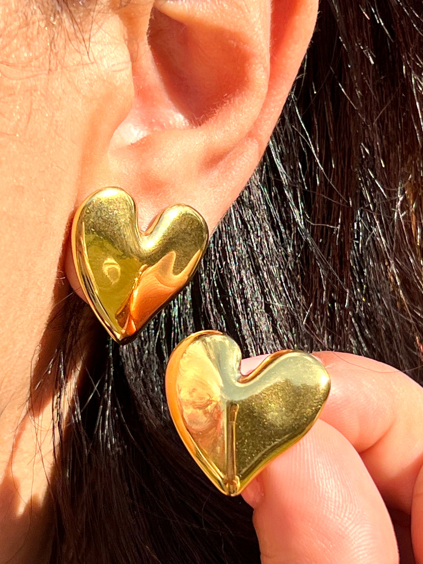 💛 Golden Heart Stud Earrings 💛