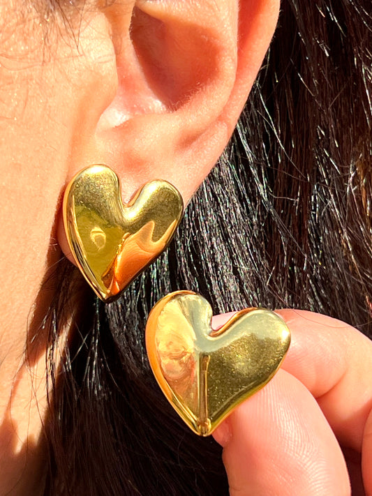 💛 Golden Heart Stud Earrings 💛
