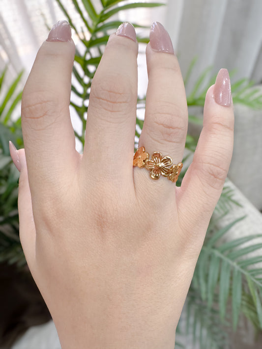 Blossom band ring