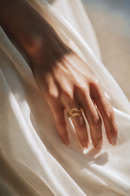 Willow embraces ring